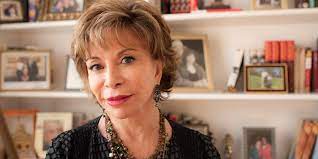 Isabel Allende: Un Espejo de la Identidad Chilena en la Narrativa