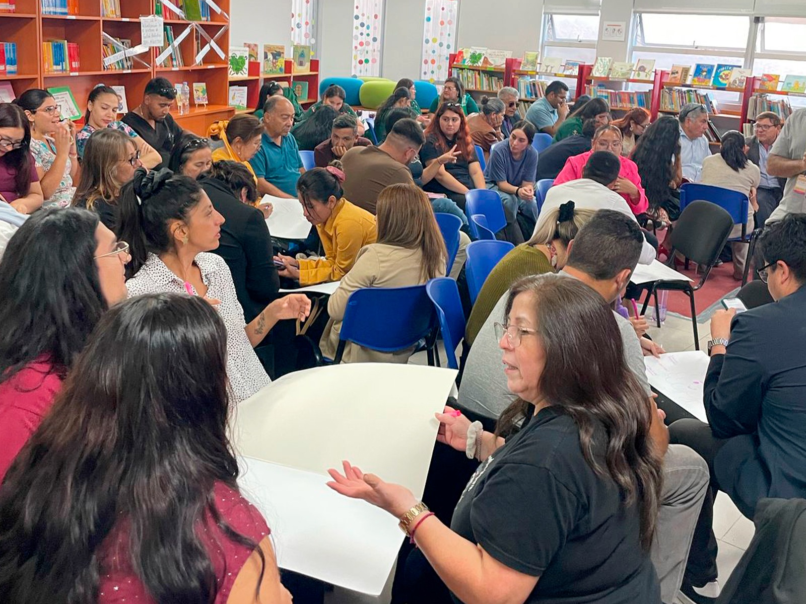 SLEP Iquique impulsa programa de bienestar docente en alianza con Elige Educar